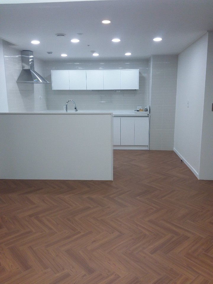 3034632970_MIBJActX_9f195159563ba7a4959d1affff020d545b1819f7.jpg 이미지크게보기