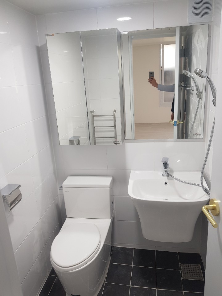 3034632970_qUF7xVdL_e4350c00e8f4667e5a8bb1d69b4a1df2e4da384b.jpg 이미지크게보기